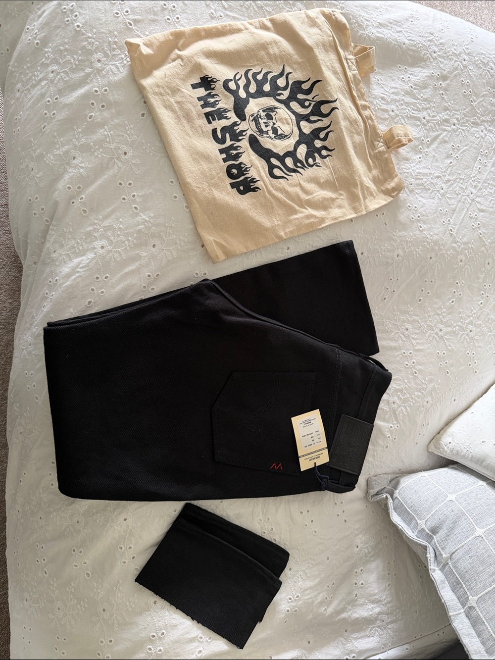 Slim Fit Men's Jeans in Black